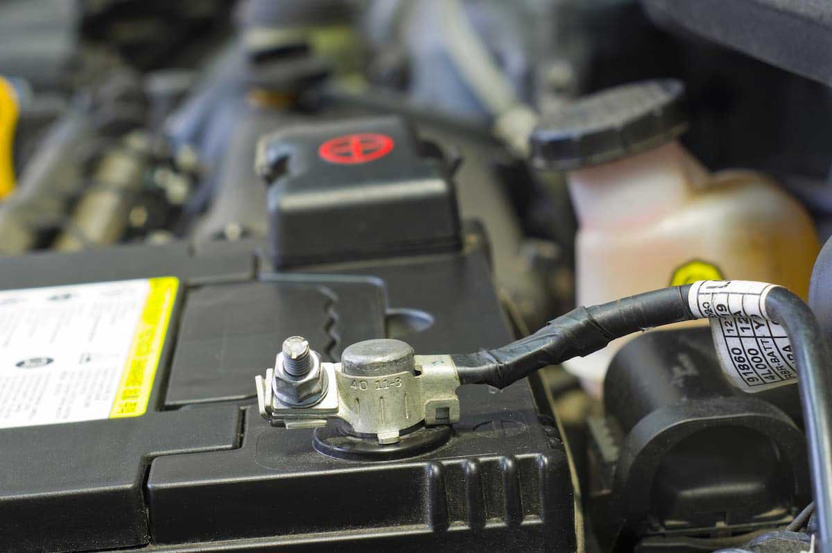 The Importance of Keeping Car Battery Connections Clean